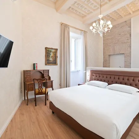 Pantheon Escape Apartment