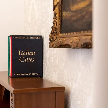 Pantheon Escape * Rom