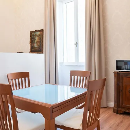 Pantheon Escape Apartment