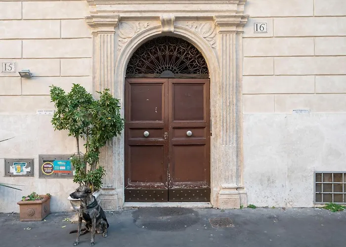 Pantheon Escape Daire *